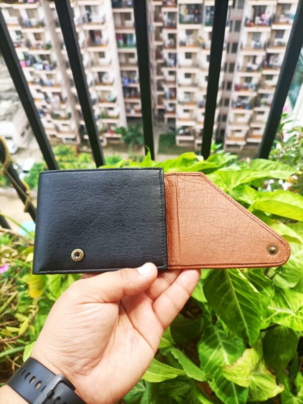Turbo Flap Wallet