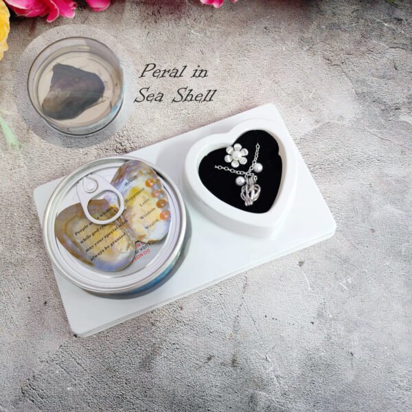 Love Pearl (Sea Shell Pendent Set)